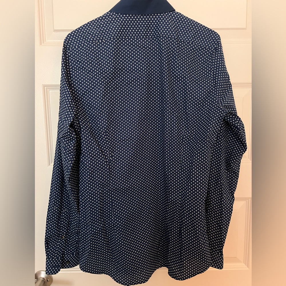 Express Men's Blue Patterned Button Down Shirt - image 3